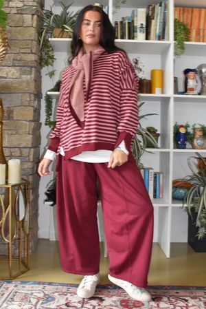 Sunday Morning Chill Sweatshirt Burgundy & Pink